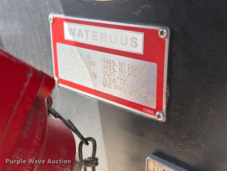 image for item EW8761 2009 Pierce Manufacturing Velocity pumper fire truck