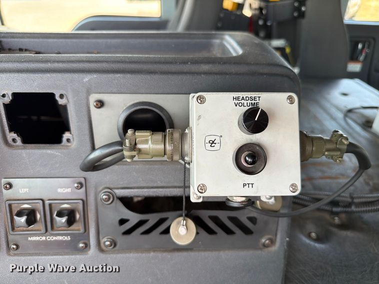 image for item EW8761 2009 Pierce Manufacturing Velocity pumper fire truck