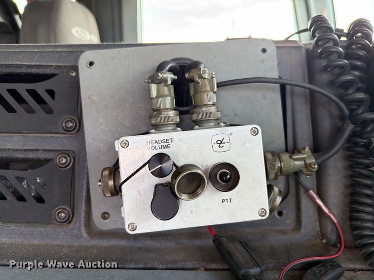 image for item EW8761 2009 Pierce Manufacturing Velocity pumper fire truck