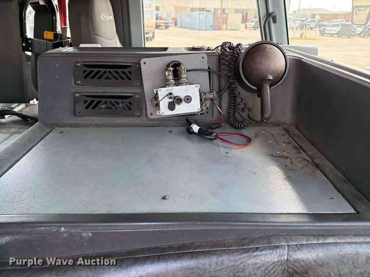 image for item EW8761 2009 Pierce Manufacturing Velocity pumper fire truck