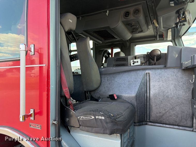 image for item EW8761 2009 Pierce Manufacturing Velocity pumper fire truck