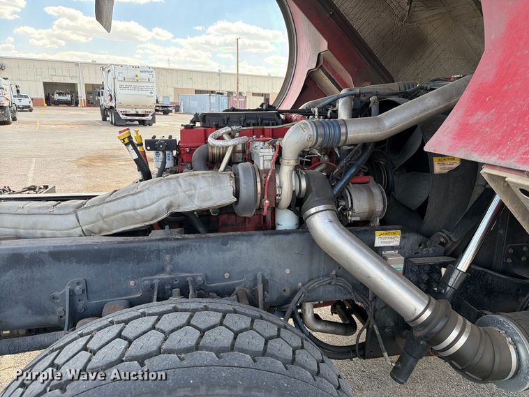 image for item EW8761 2009 Pierce Manufacturing Velocity pumper fire truck