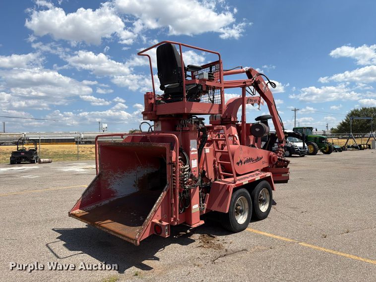 image for item EW8762 2007 Morbark Hurricane wood chipper