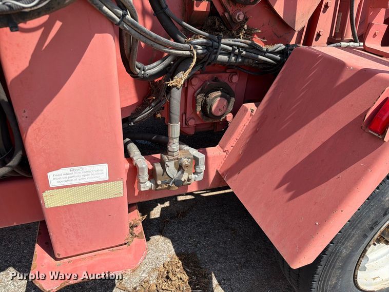 image for item EW8762 2007 Morbark Hurricane wood chipper