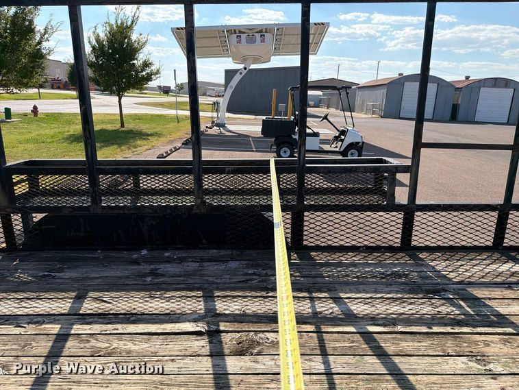 image for item EW8767 2009 Tuff-Bilt Manufacturing Inc utility trailer