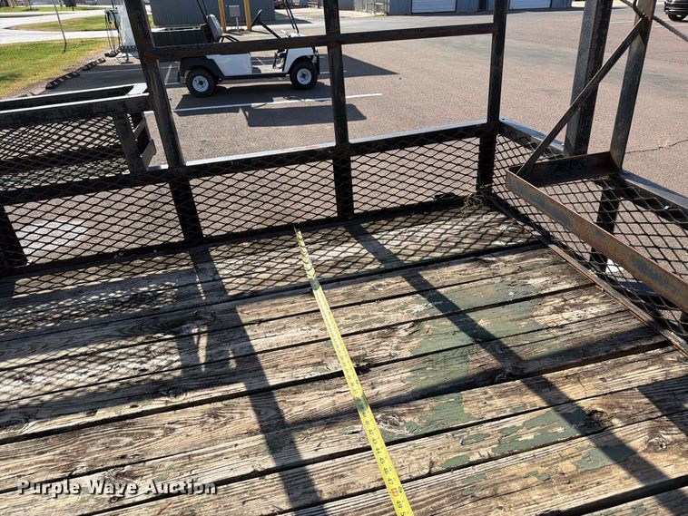 image for item EW8767 2009 Tuff-Bilt Manufacturing Inc utility trailer