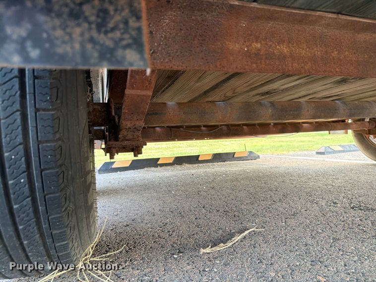 image for item EW8767 2009 Tuff-Bilt Manufacturing Inc utility trailer