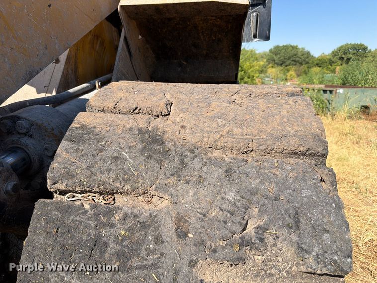 image for item EW8770 2022 Caterpillar 966M wheel loader