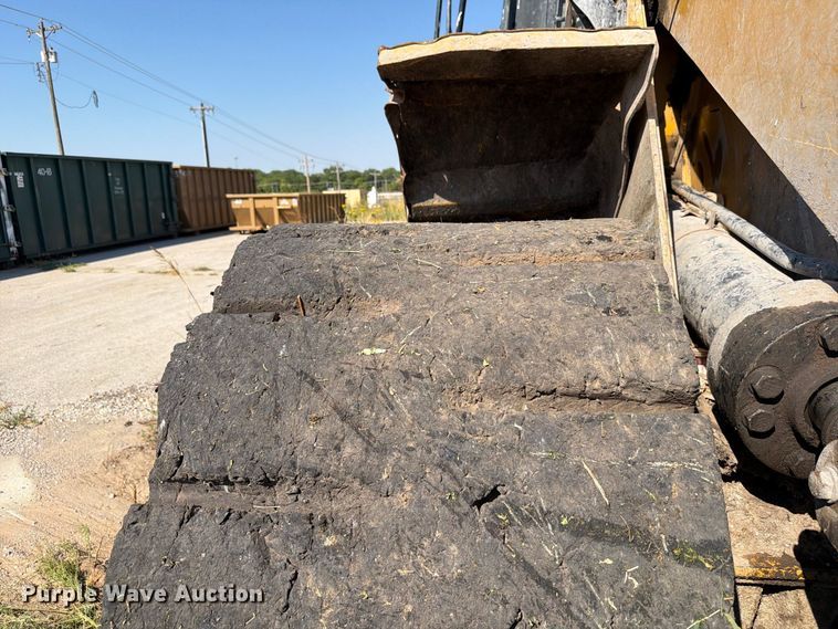 image for item EW8770 2022 Caterpillar 966M wheel loader
