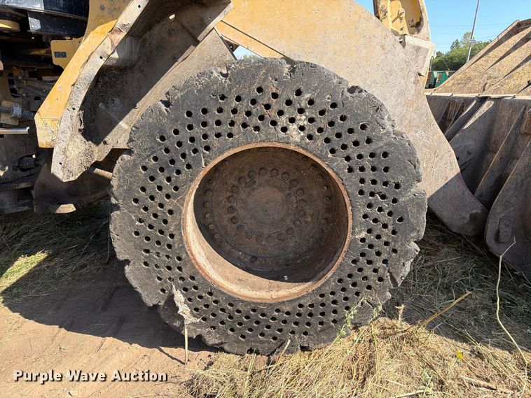 image for item EW8770 2022 Caterpillar 966M wheel loader
