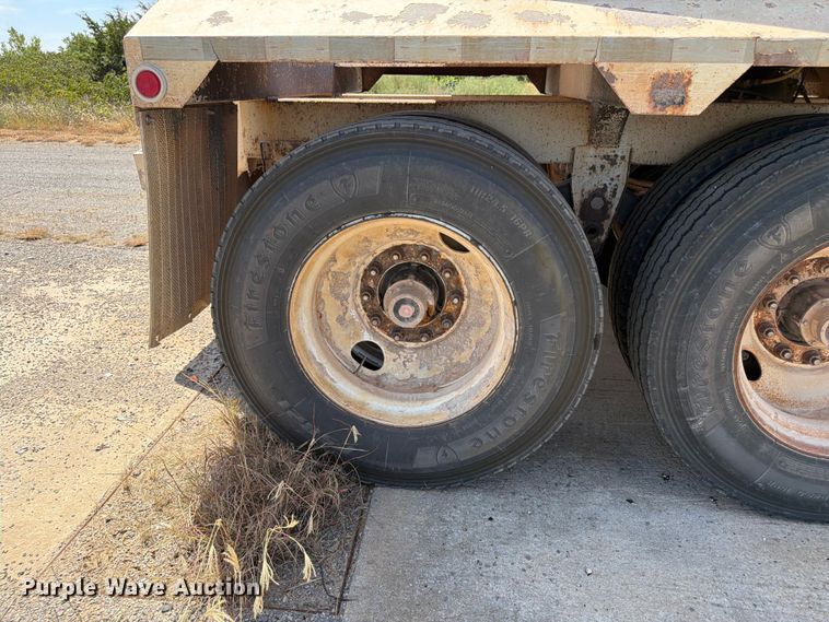 image for item EX0015 2009 Construction Trailer Specialist Inc BDT-40 bottom dump trailer