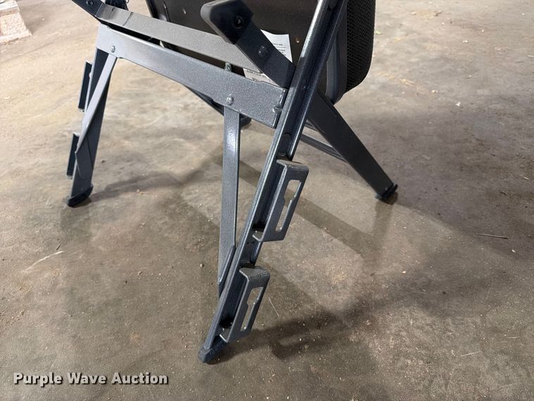 image for item EX0992 (103) folding chairs