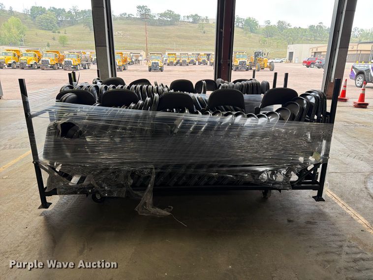 image for item EX0993 (103) folding chairs