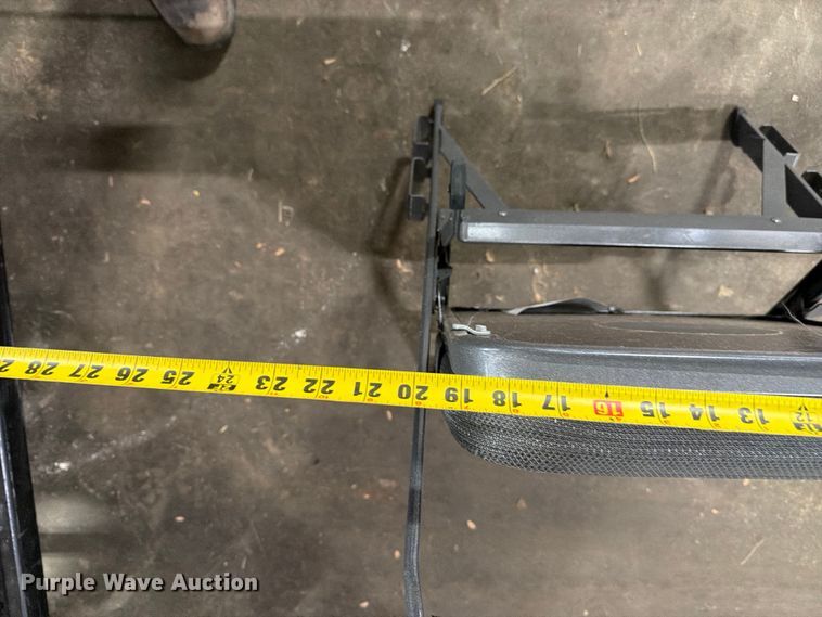 image for item EX0994 (14) folding chairs