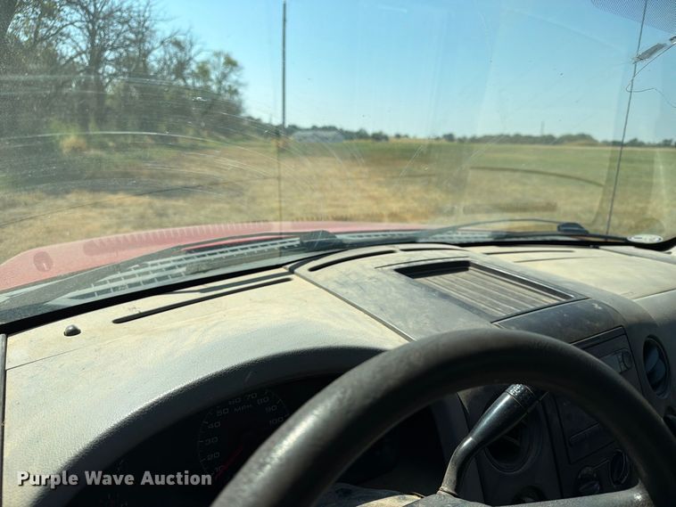 image for item EX4149 2007 Ford F150 pickup truck