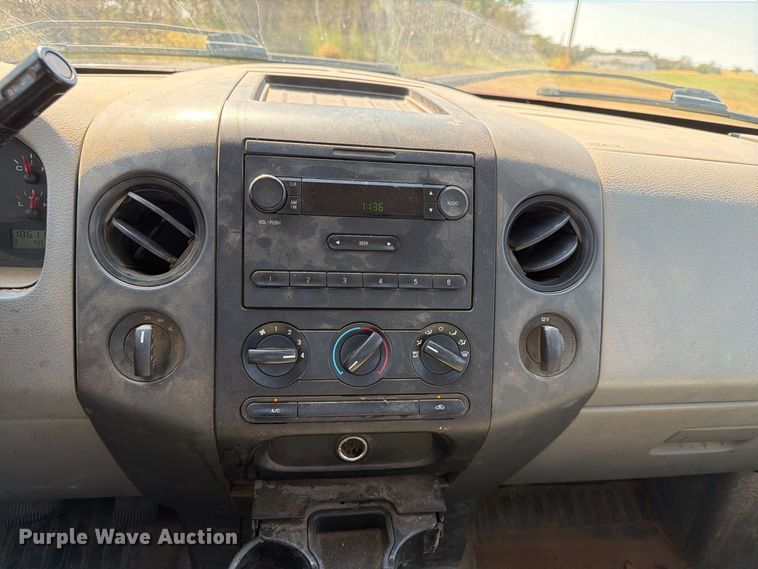 image for item EX4149 2007 Ford F150 pickup truck