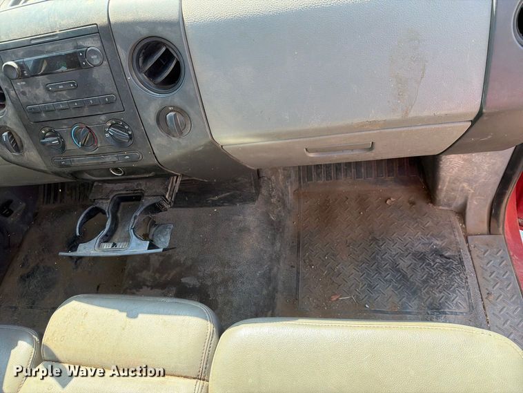 image for item EX4149 2007 Ford F150 pickup truck