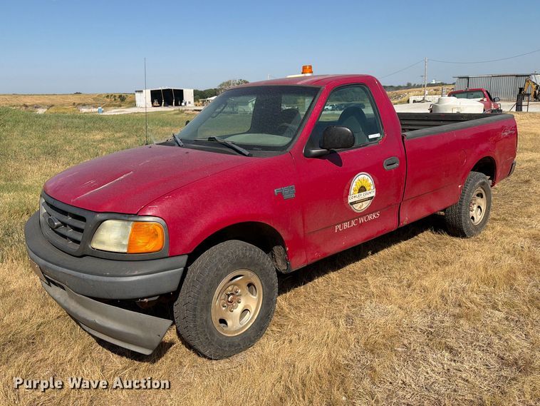 2004 Ford F150 pickup truck