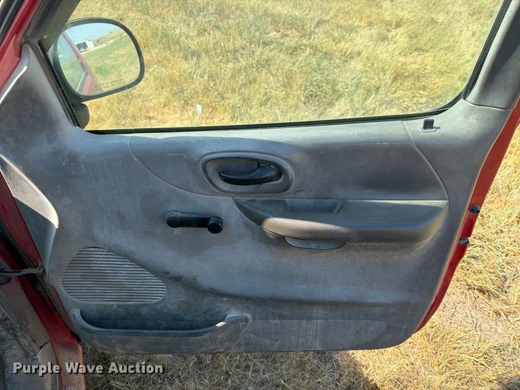 image for item EX4150 2004 Ford F150 pickup truck
