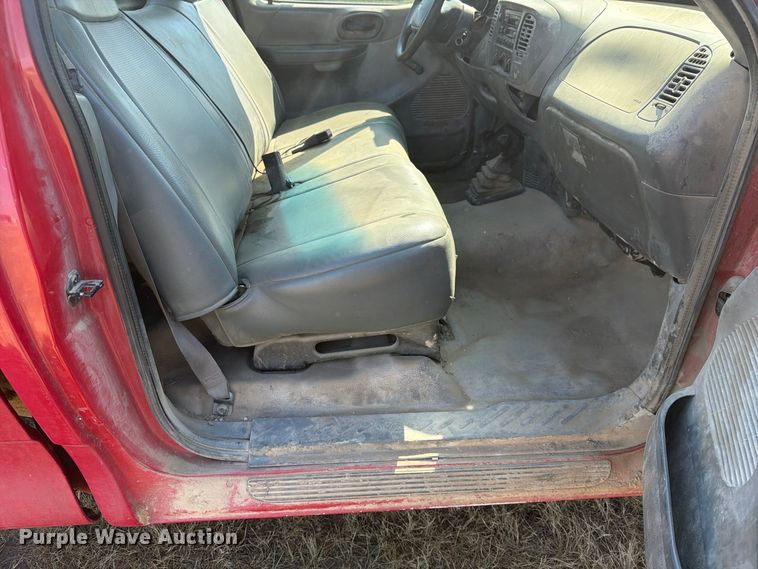 image for item EX4150 2004 Ford F150 pickup truck