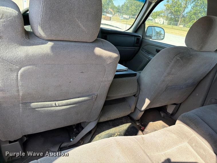 image for item EX4156 2006 Chevrolet Suburban 1500 SUV