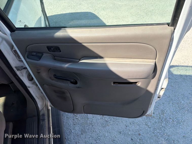image for item EX4156 2006 Chevrolet Suburban 1500 SUV