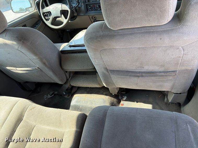image for item EX4156 2006 Chevrolet Suburban 1500 SUV