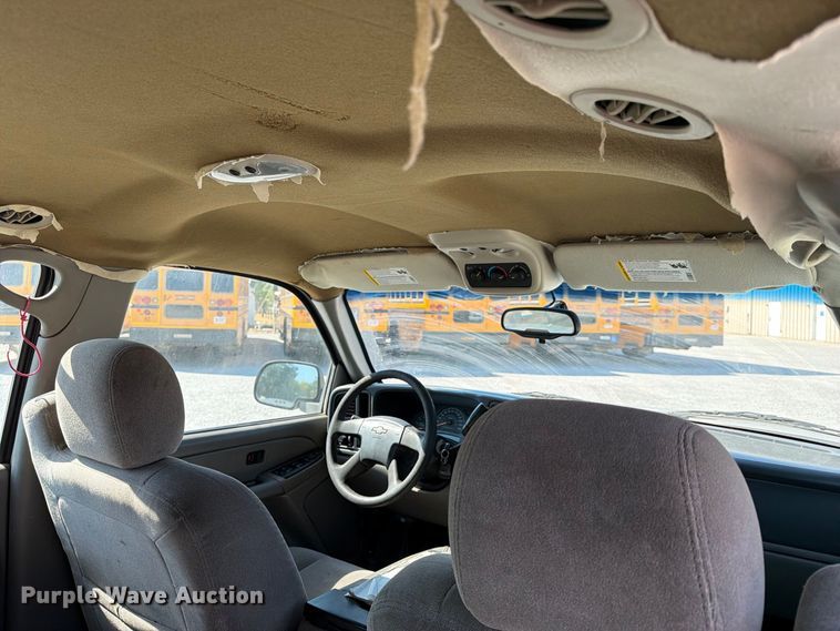 image for item EX4156 2006 Chevrolet Suburban 1500 SUV
