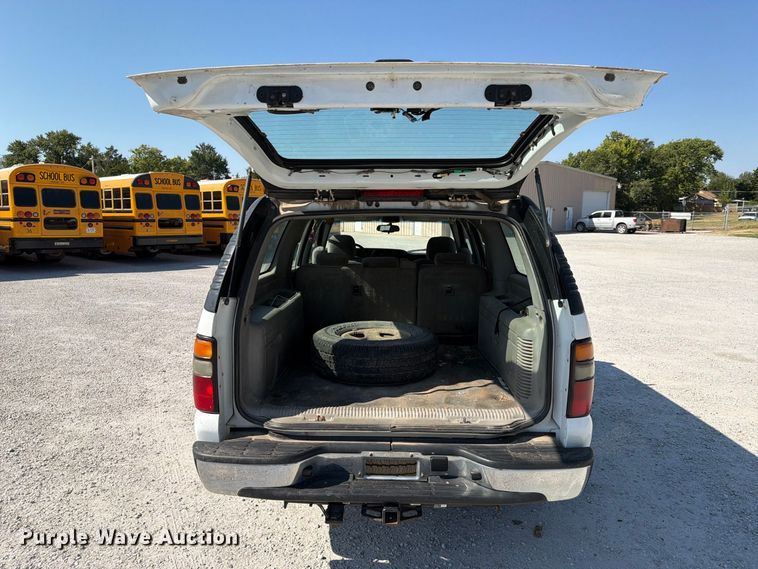 image for item EX4156 2006 Chevrolet Suburban 1500 SUV