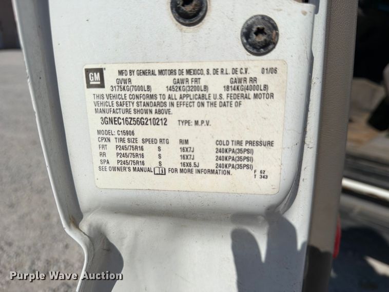 image for item EX4156 2006 Chevrolet Suburban 1500 SUV