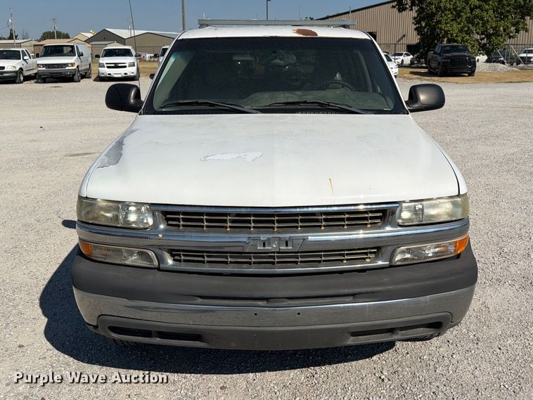 image for item EX4157 2005 Chevrolet Suburban 1500 SUV