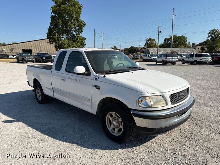 image for item EX4158 1998 Ford F150 Ext. Cab pickup truck