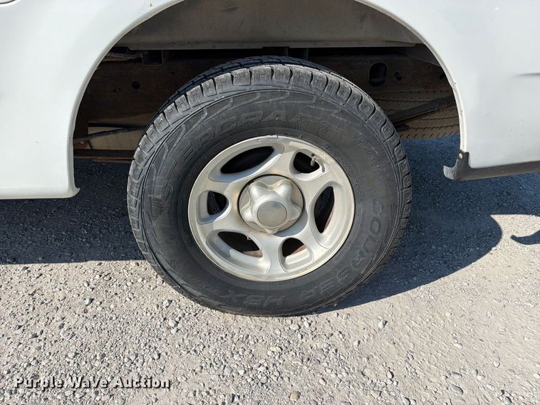 image for item EX4158 1998 Ford F150 Ext. Cab pickup truck