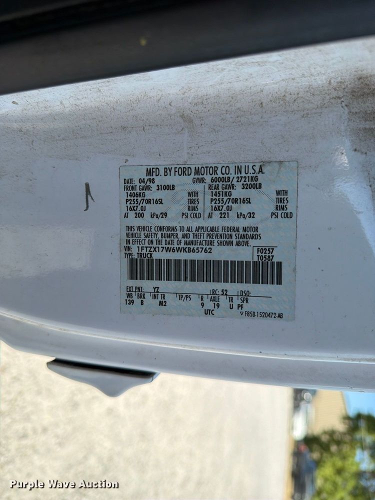 image for item EX4158 1998 Ford F150 Ext. Cab pickup truck