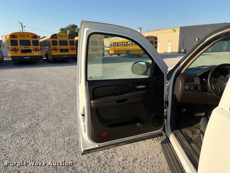 image for item EX4160 2007 Chevrolet Suburban 1500 SUV