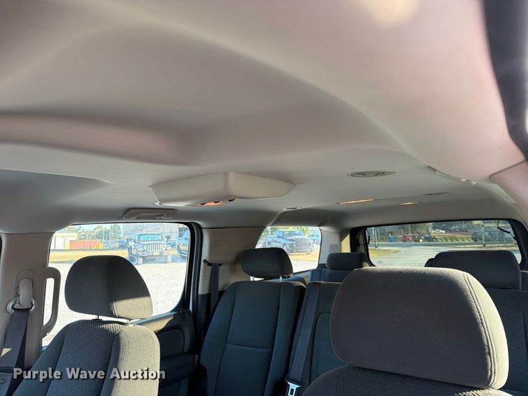 image for item EX4160 2007 Chevrolet Suburban 1500 SUV