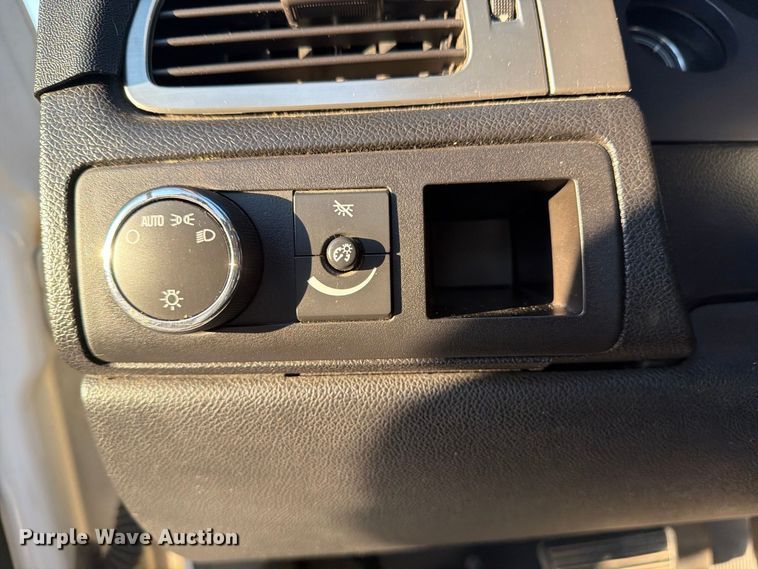 image for item EX4160 2007 Chevrolet Suburban 1500 SUV