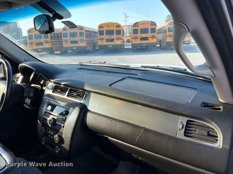 image for item EX4160 2007 Chevrolet Suburban 1500 SUV