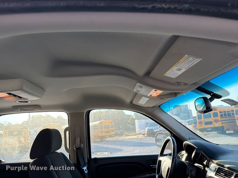 image for item EX4160 2007 Chevrolet Suburban 1500 SUV