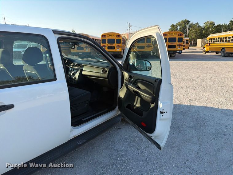 image for item EX4160 2007 Chevrolet Suburban 1500 SUV