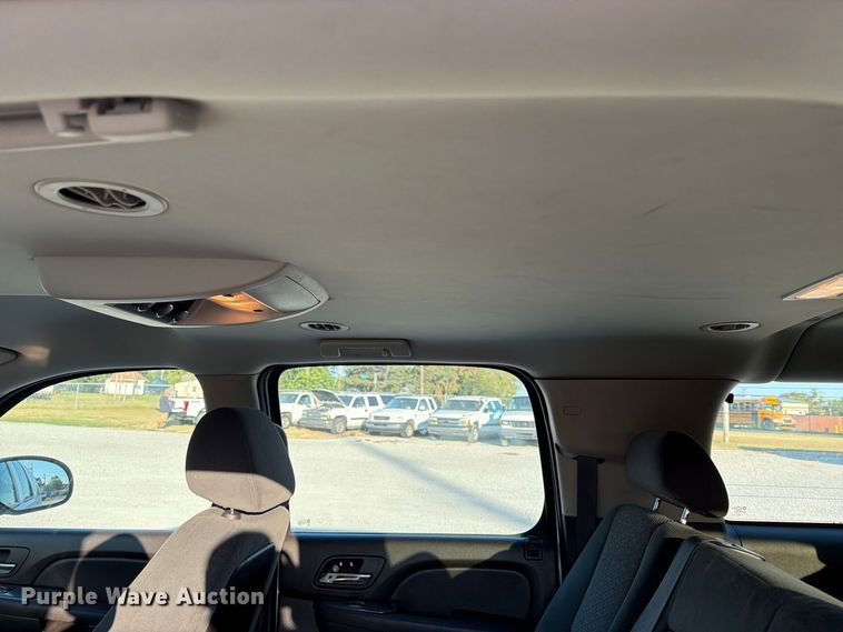 image for item EX4160 2007 Chevrolet Suburban 1500 SUV