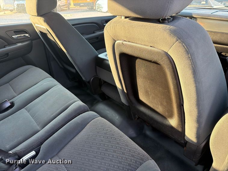 image for item EX4160 2007 Chevrolet Suburban 1500 SUV
