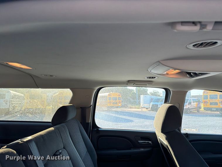 image for item EX4160 2007 Chevrolet Suburban 1500 SUV