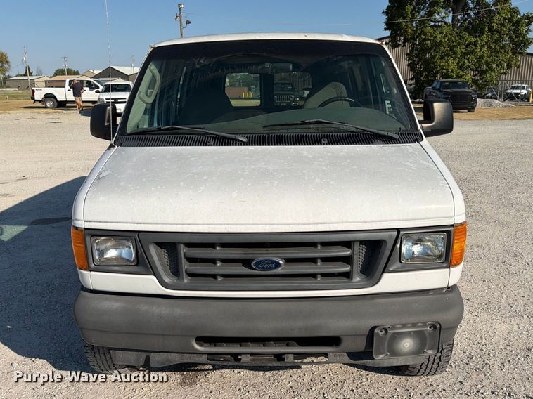 image for item EX4161 2004 Ford E250 van