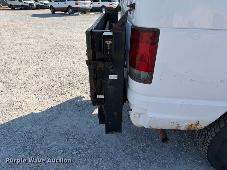 image for item EX4161 2004 Ford E250 van