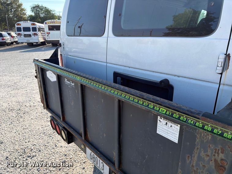 image for item EX4161 2004 Ford E250 van