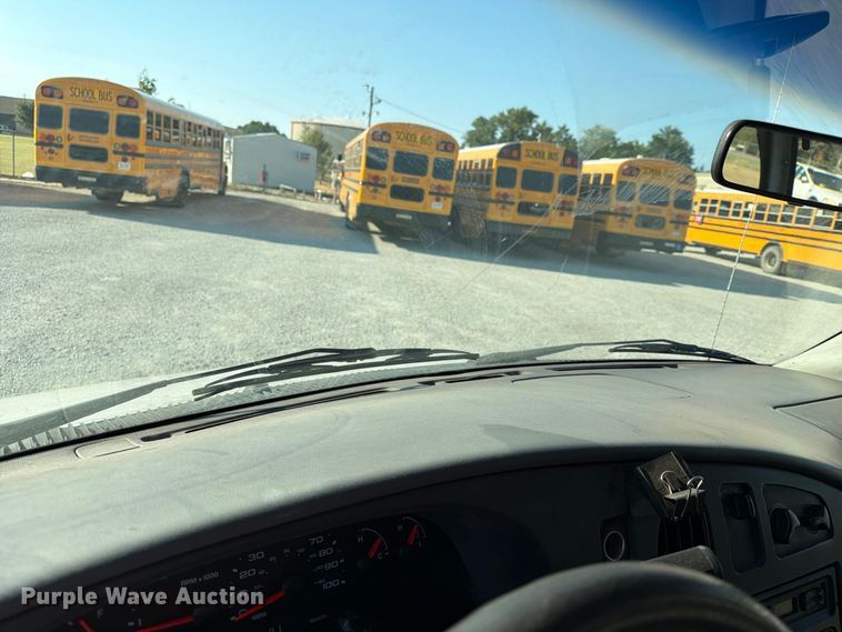 image for item EX4161 2004 Ford E250 van