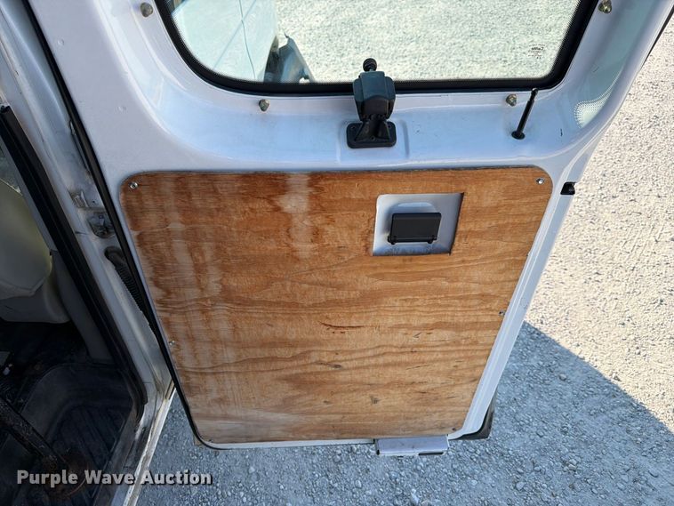 image for item EX4161 2004 Ford E250 van