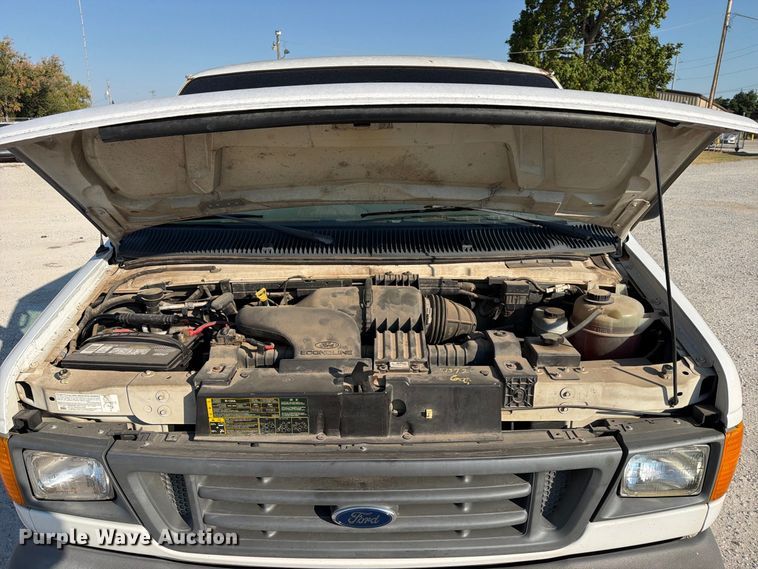 image for item EX4161 2004 Ford E250 van