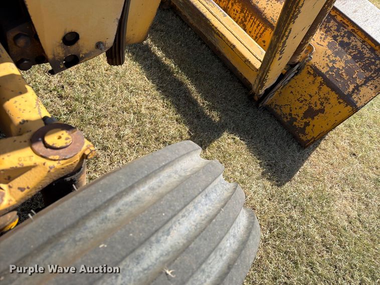 image for item EX4162 1981 Massey Ferguson 20C tractor